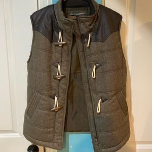 Brown Winter Vest Zip-Up w/ Pockets